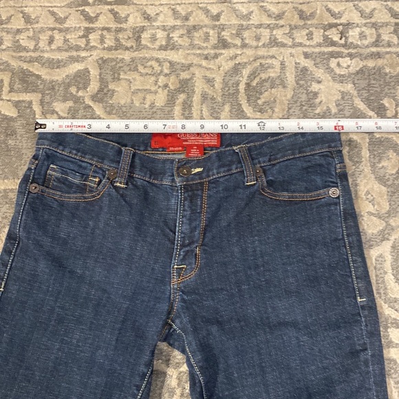 Guess women’s size 30 stretch jeans - Picture 2 of 8